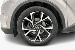 harmaa Toyota C-HR 2019 kuva 11.