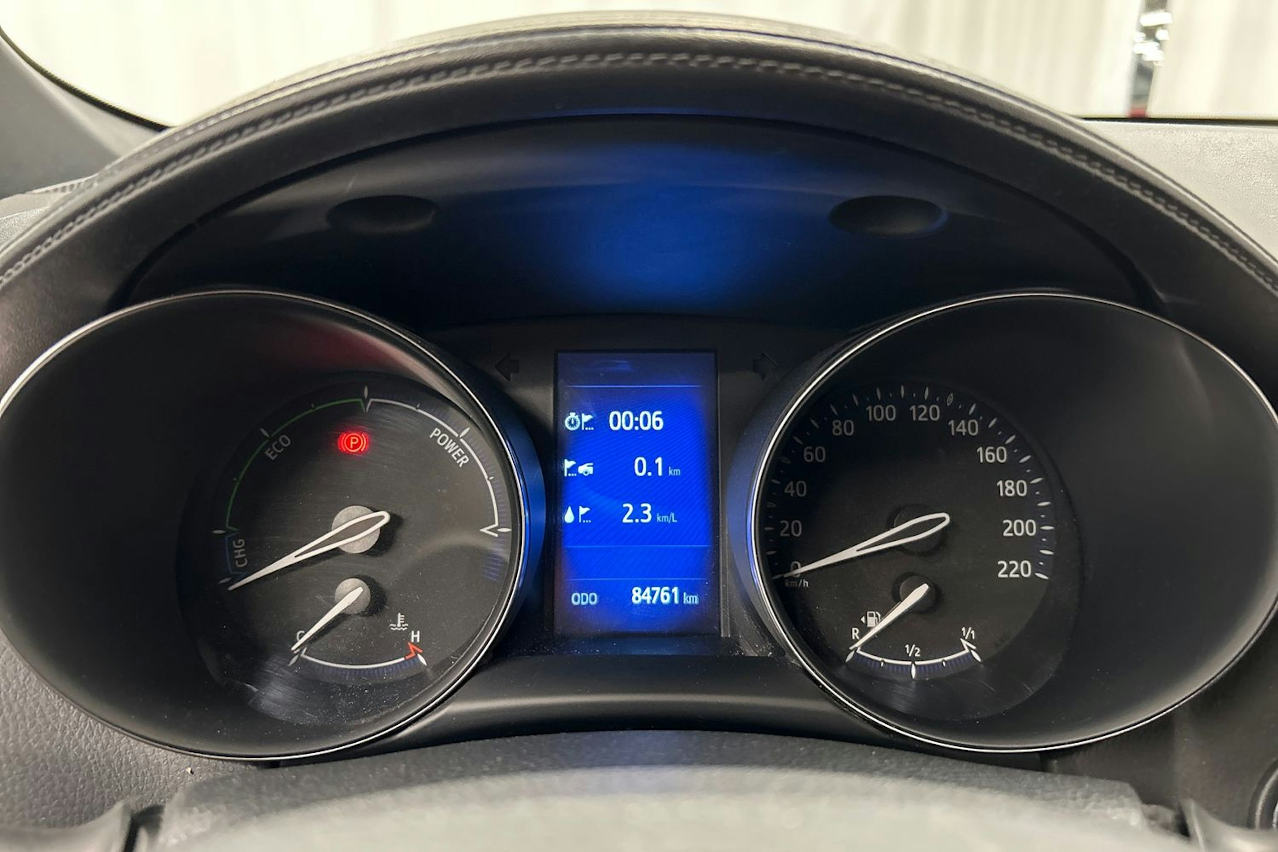 harmaa Toyota C-HR 2019 kuva 22.