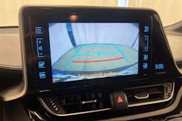 met. musta Toyota C-HR 2019 kuva 16.