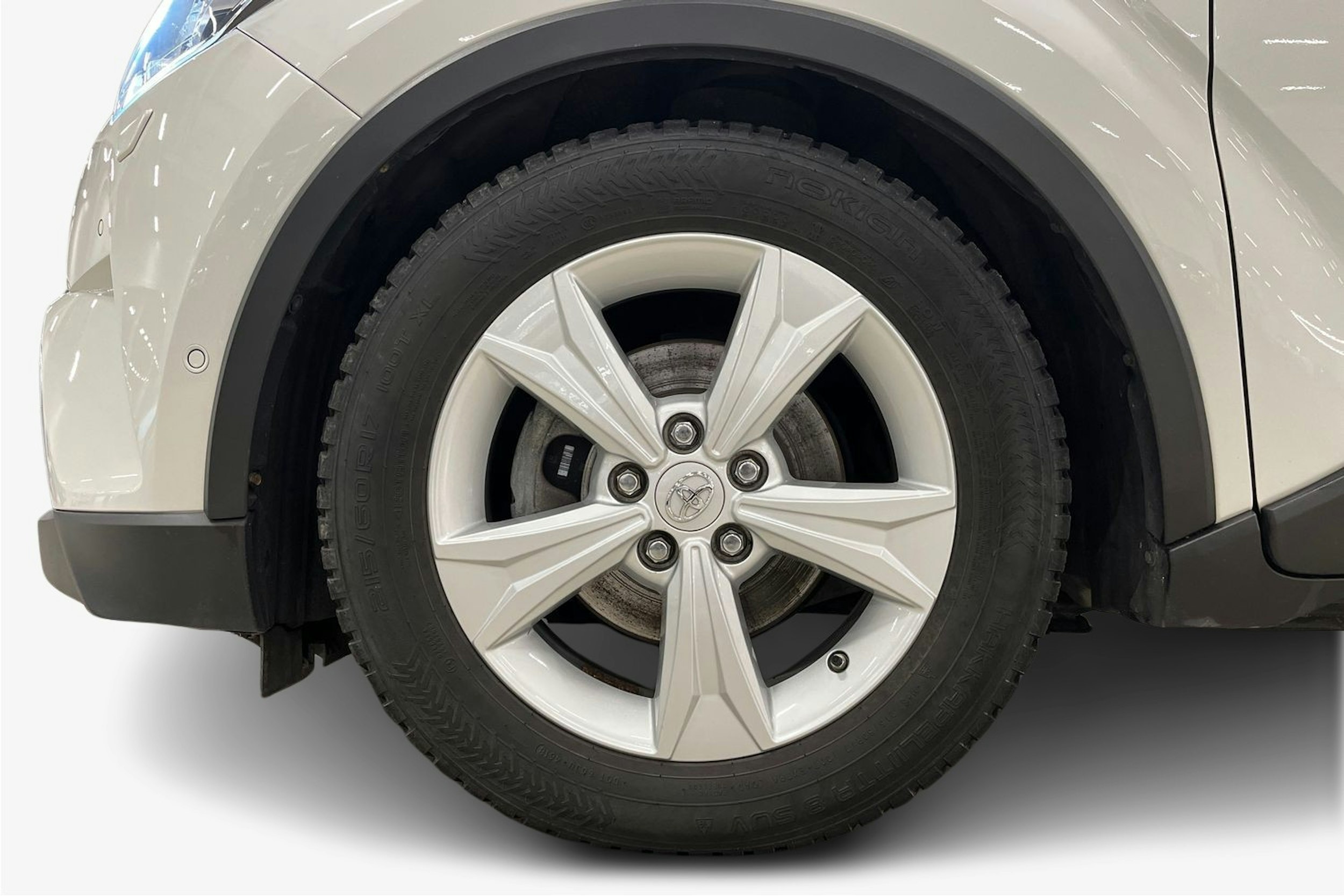 valkoinen Toyota C-HR 2019 kuva 11.