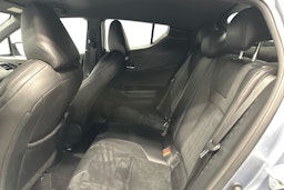 harmaa Toyota C-HR 2020 kuva 10.