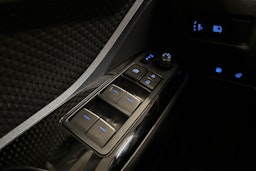 harmaa Toyota C-HR 2020 kuva 14.