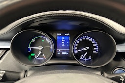 harmaa Toyota C-HR 2020 kuva 16.