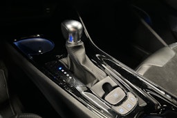 harmaa Toyota C-HR 2020 kuva 20.