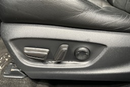 harmaa Toyota C-HR 2020 kuva 22.