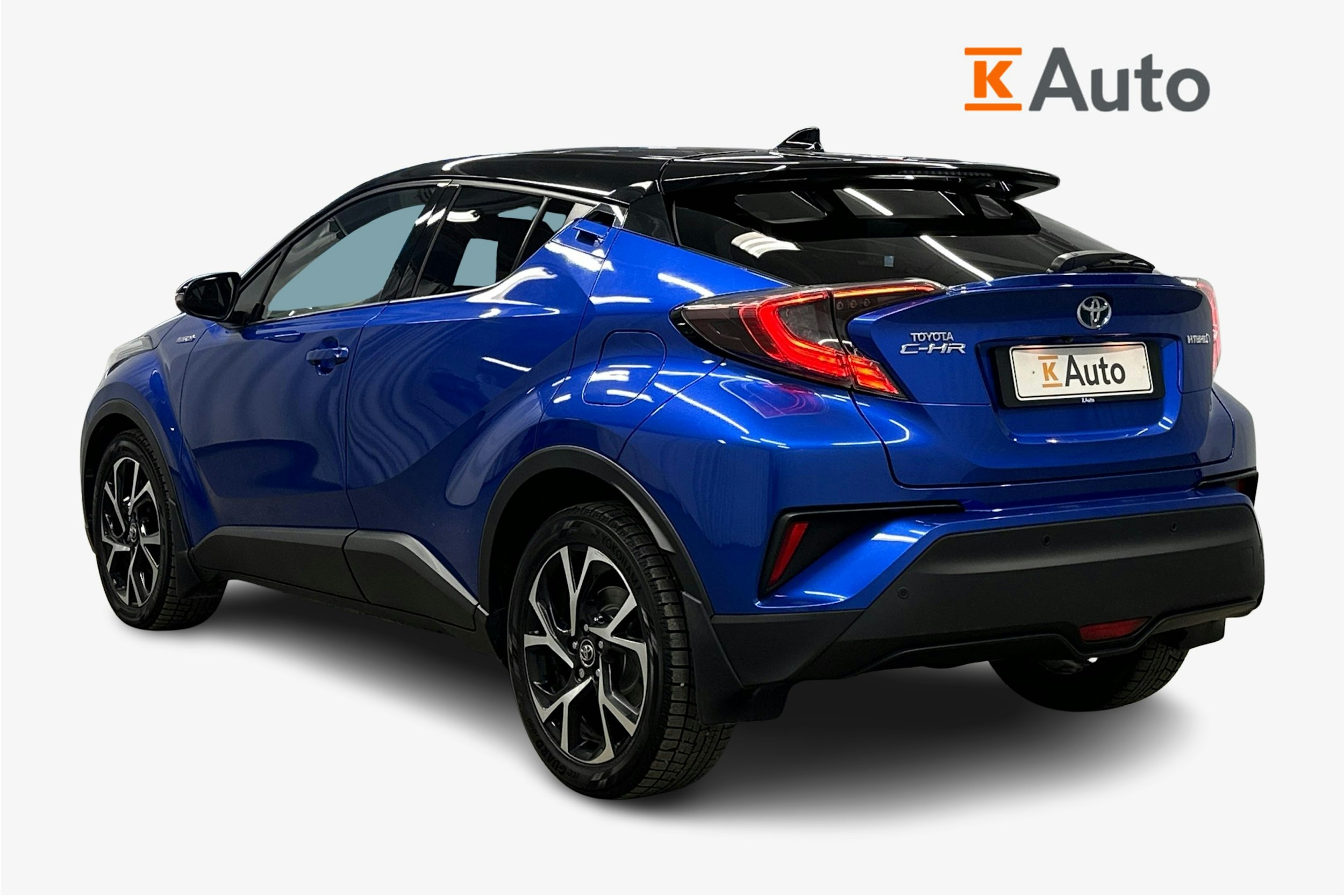 sininen Toyota C-HR 2020 kuva 2.