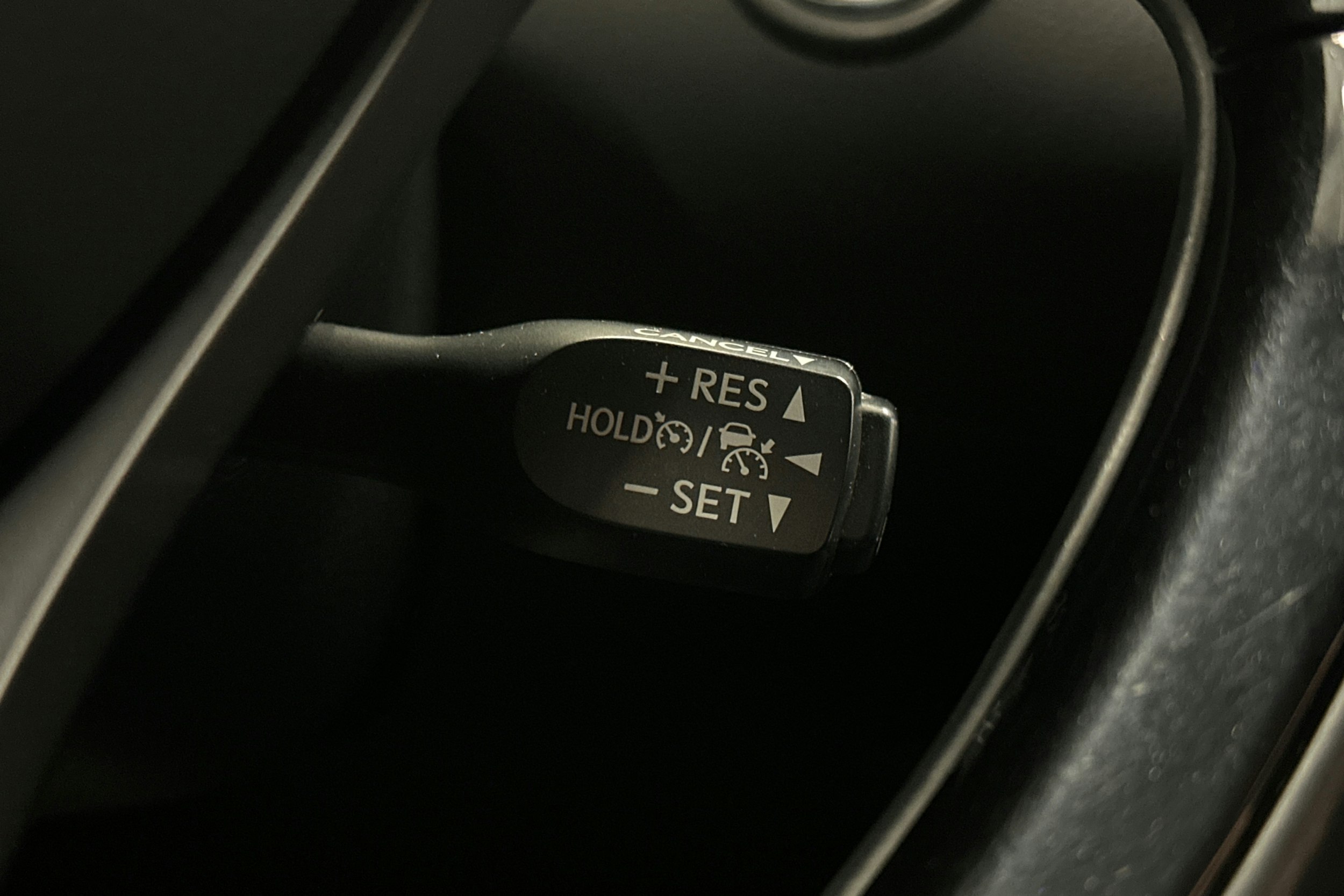 sininen Toyota C-HR 2020 kuva 19.