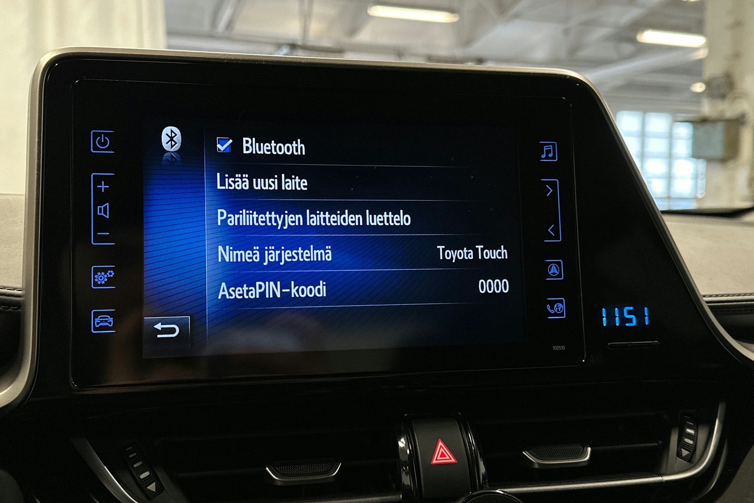 sininen Toyota C-HR 2020 kuva 21.