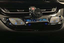 sininen Toyota C-HR 2020 kuva 23.