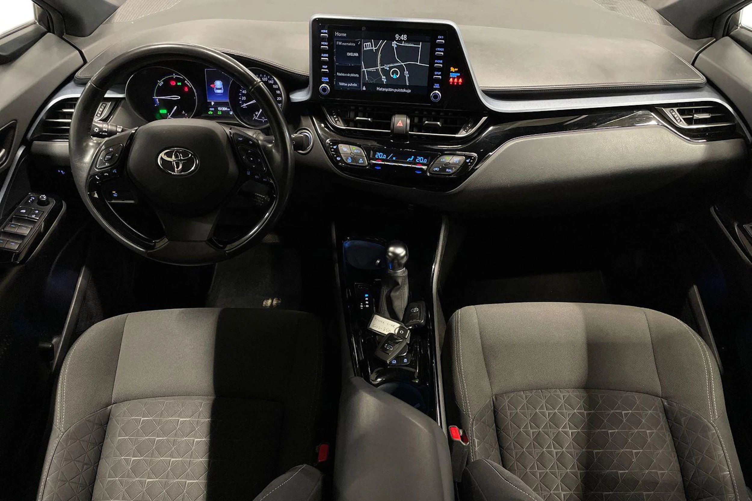 sininen Toyota C-HR 2020 kuva 7.