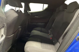 sininen Toyota C-HR 2020 kuva 8.