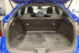 sininen Toyota C-HR 2020 kuva 12.