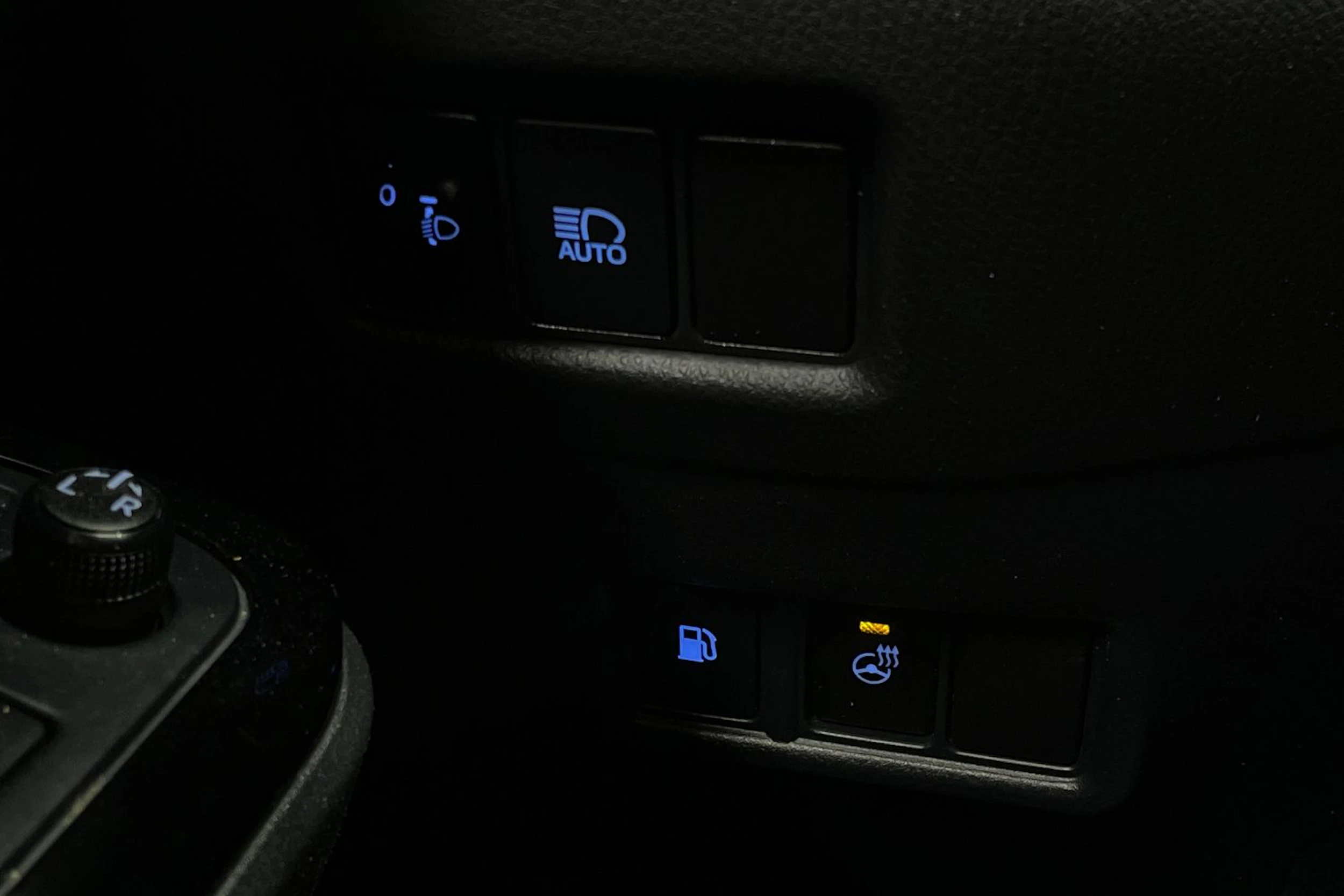 sininen Toyota C-HR 2020 kuva 20.