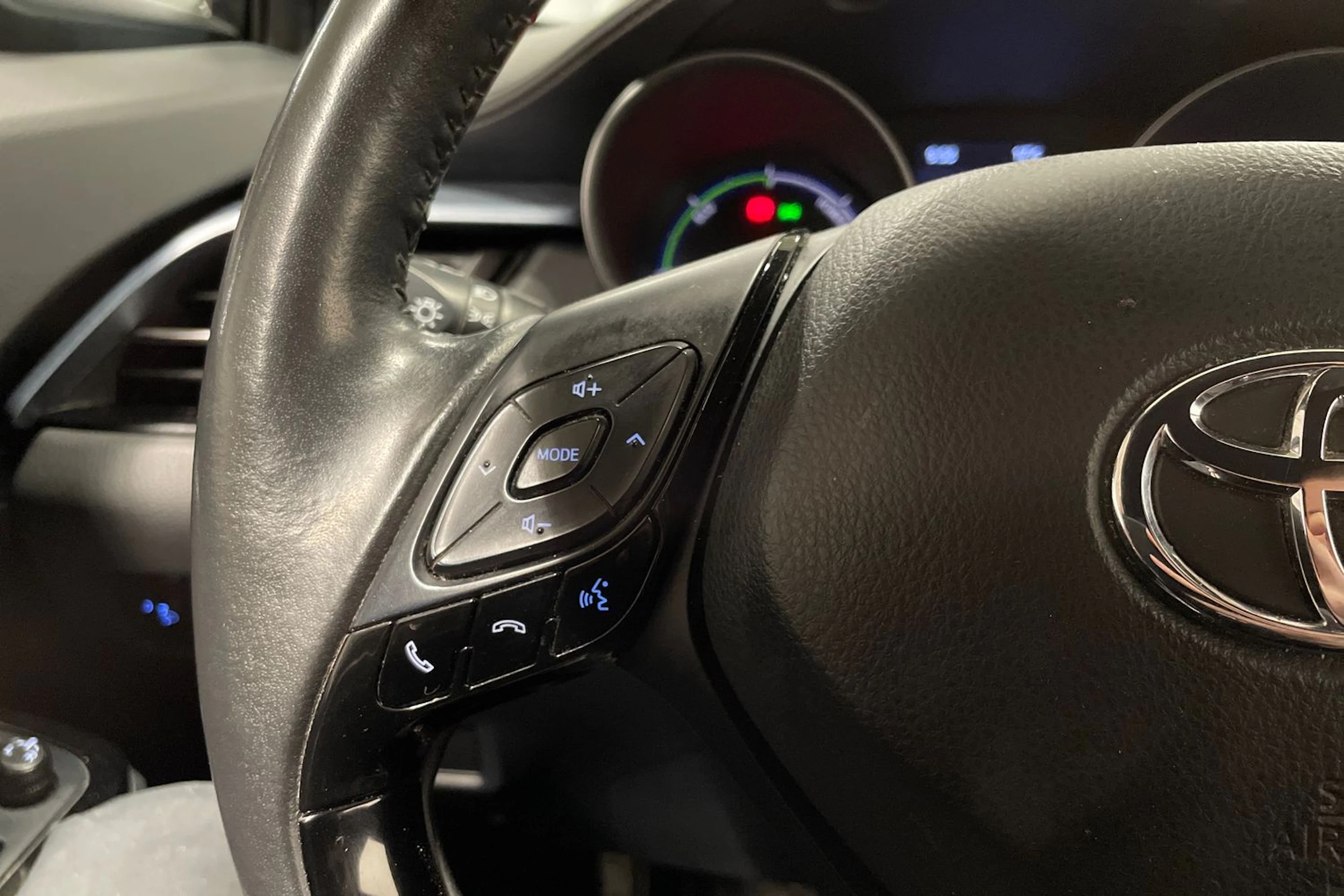 sininen Toyota C-HR 2020 kuva 21.