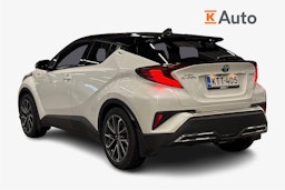 valkoinen Toyota C-HR 2020 kuva 2.