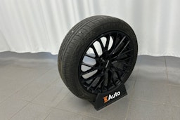 valkoinen Toyota C-HR 2020 kuva 17.