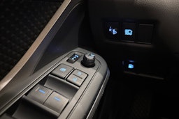 harmaa Toyota C-HR 2020 kuva 16.