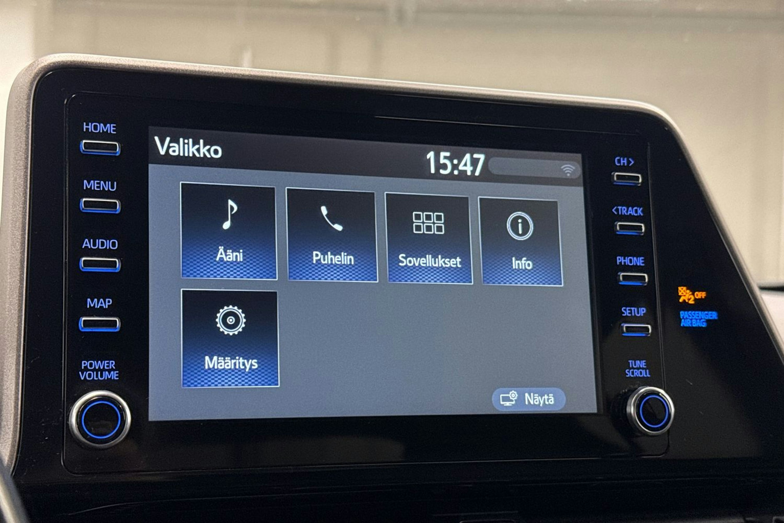 Valkoinen Toyota C-HR 2020 kuva 25.