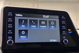 Valkoinen Toyota C-HR 2020 kuva 25.