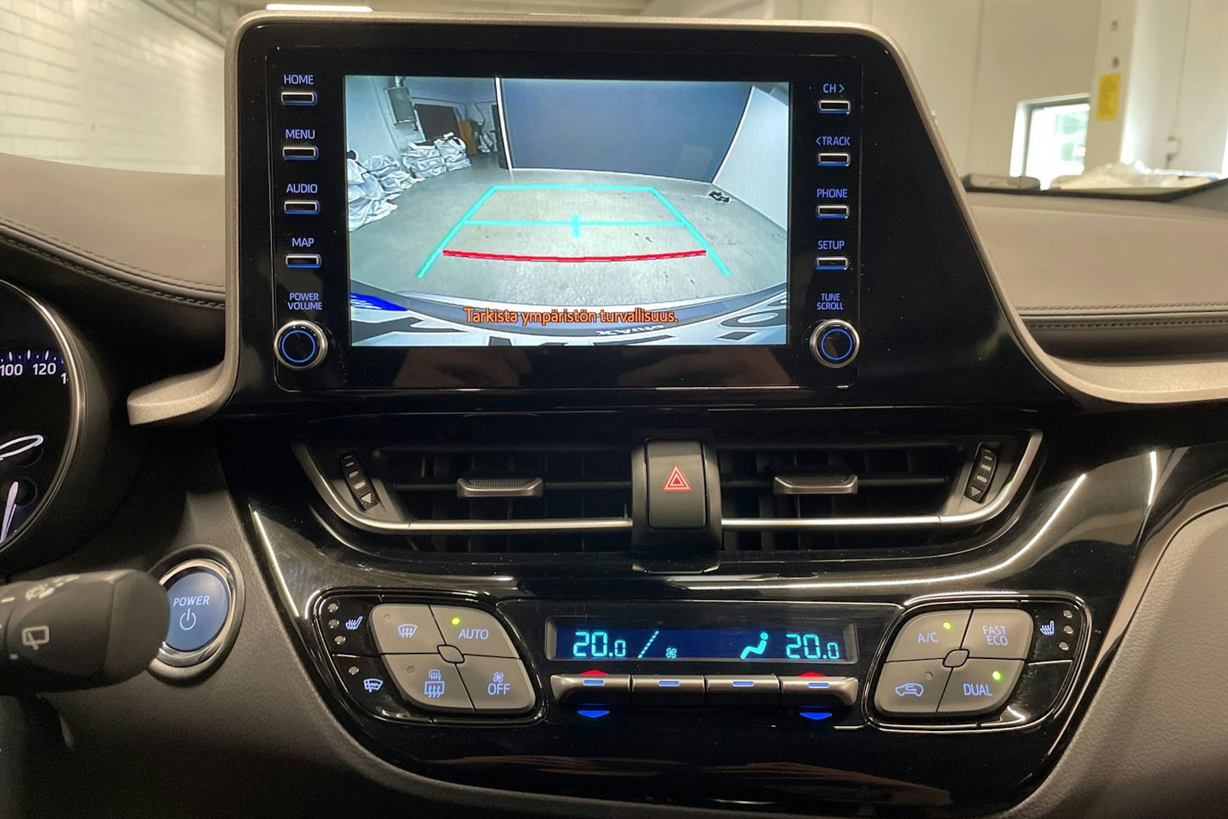 hopea Toyota C-HR 2020 kuva 18.