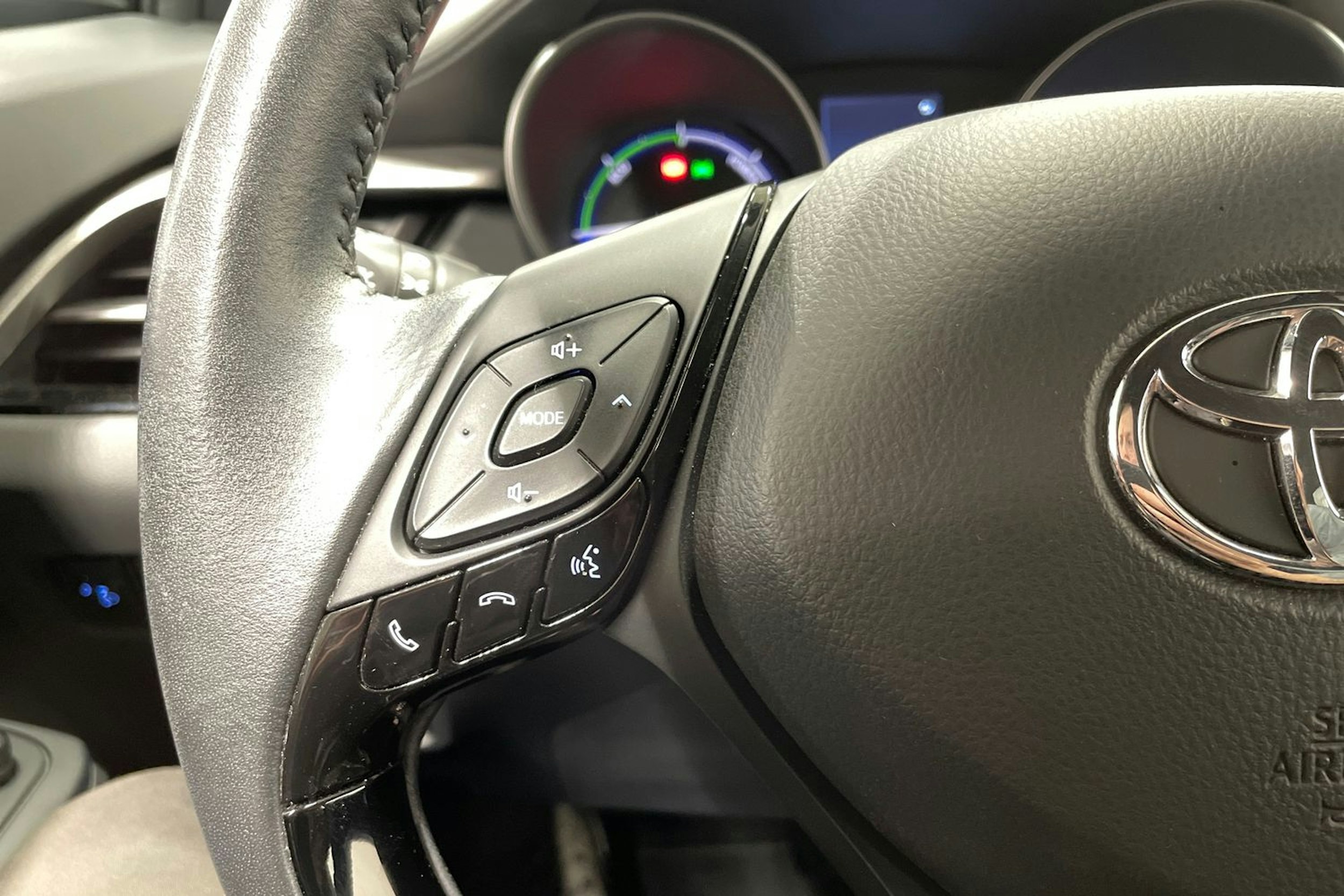 hopea Toyota C-HR 2020 kuva 23.