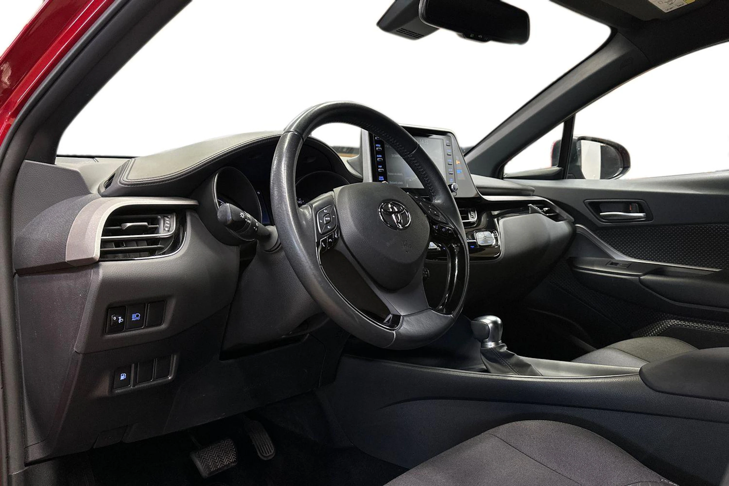 punainen Toyota C-HR 2020 kuva 6.