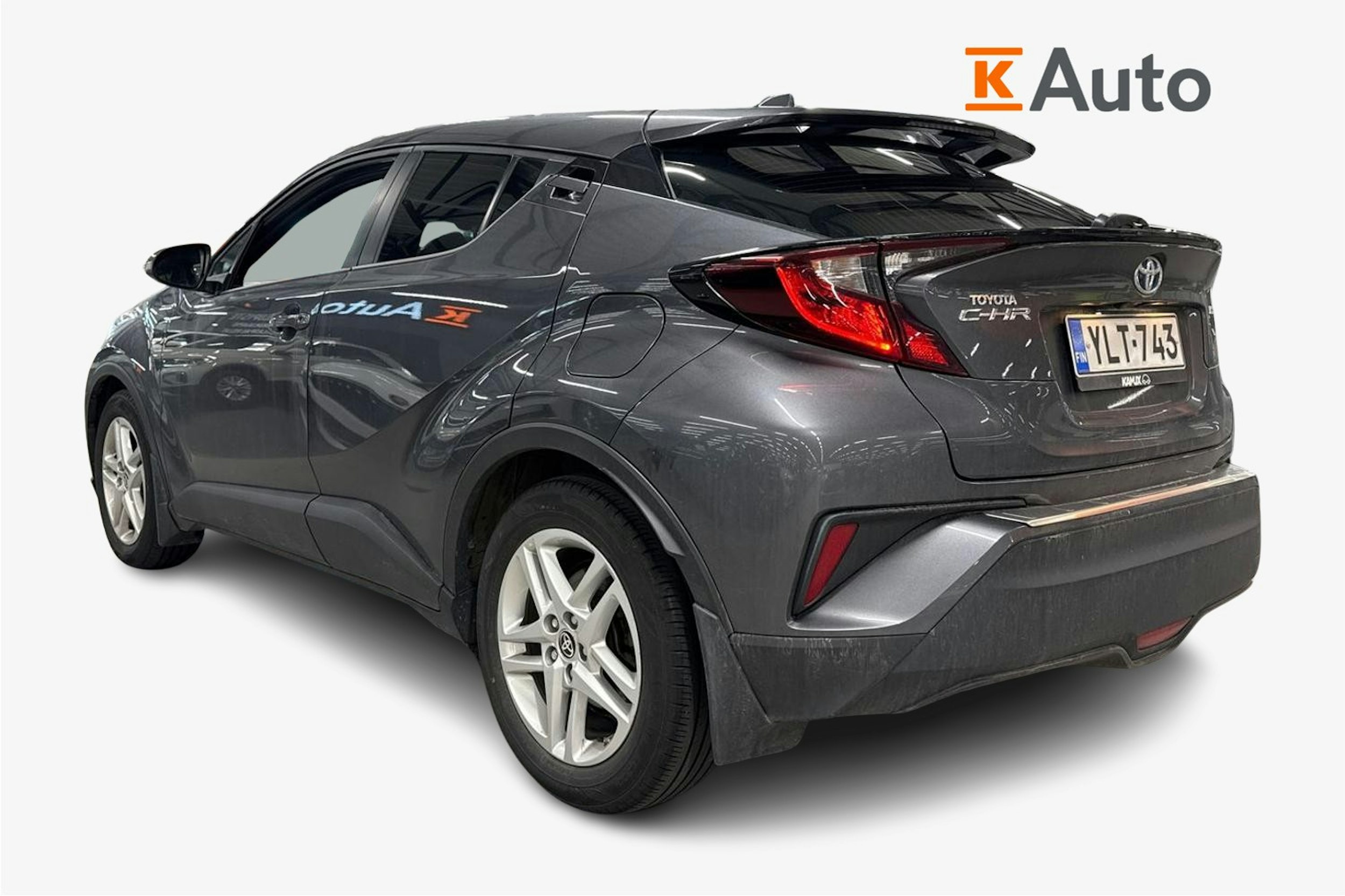 harmaa Toyota C-HR 2020 kuva 2.