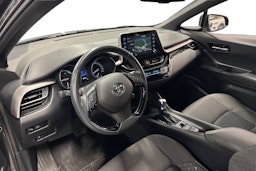 harmaa Toyota C-HR 2020 kuva 3.