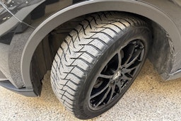 musta Toyota C-HR 2020 kuva 13.