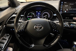 musta Toyota C-HR 2020 kuva 17.