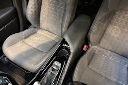 musta Toyota C-HR 2020 kuva 22.