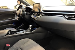 musta Toyota C-HR 2020 kuva 23.