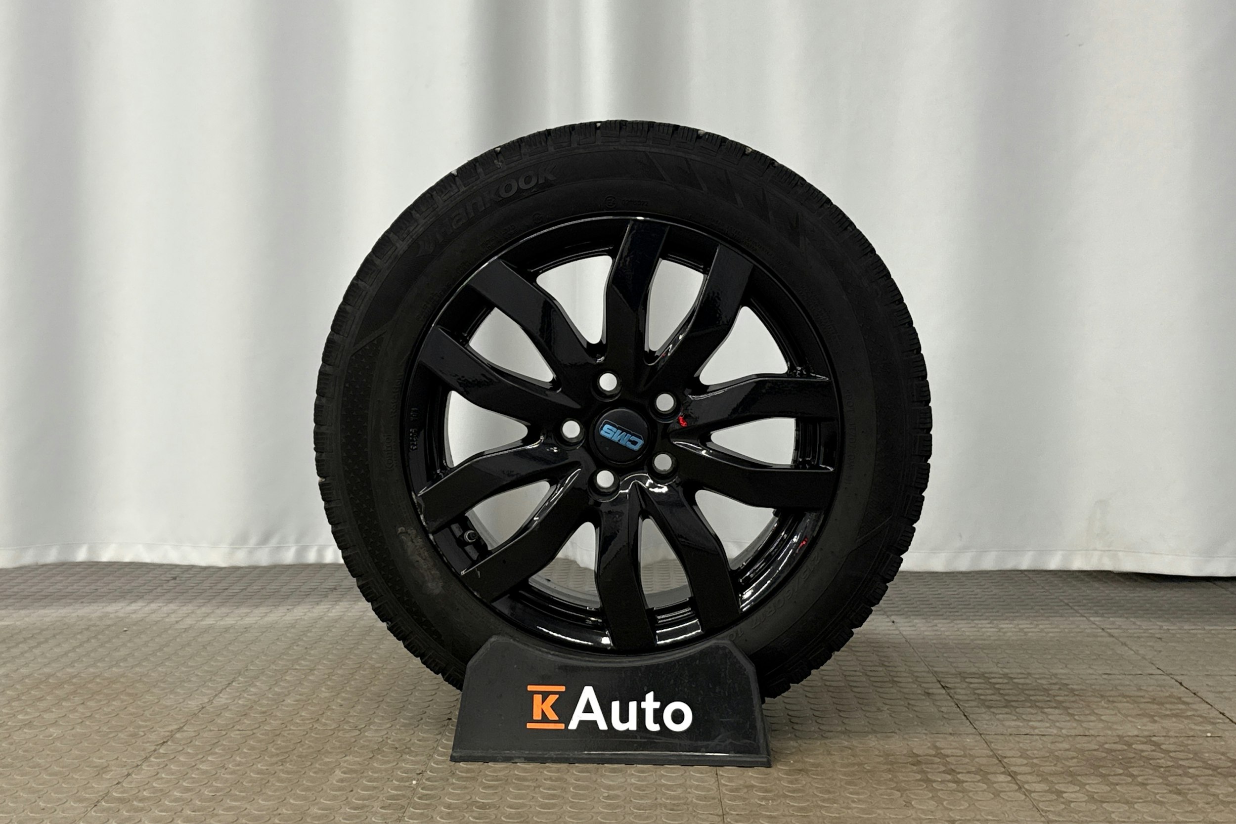 harmaa Toyota C-HR 2021 kuva 13.