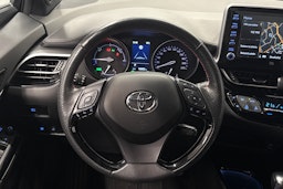 harmaa Toyota C-HR 2021 kuva 14.