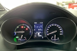 Oranssi Toyota C-HR 2021 kuva 15.