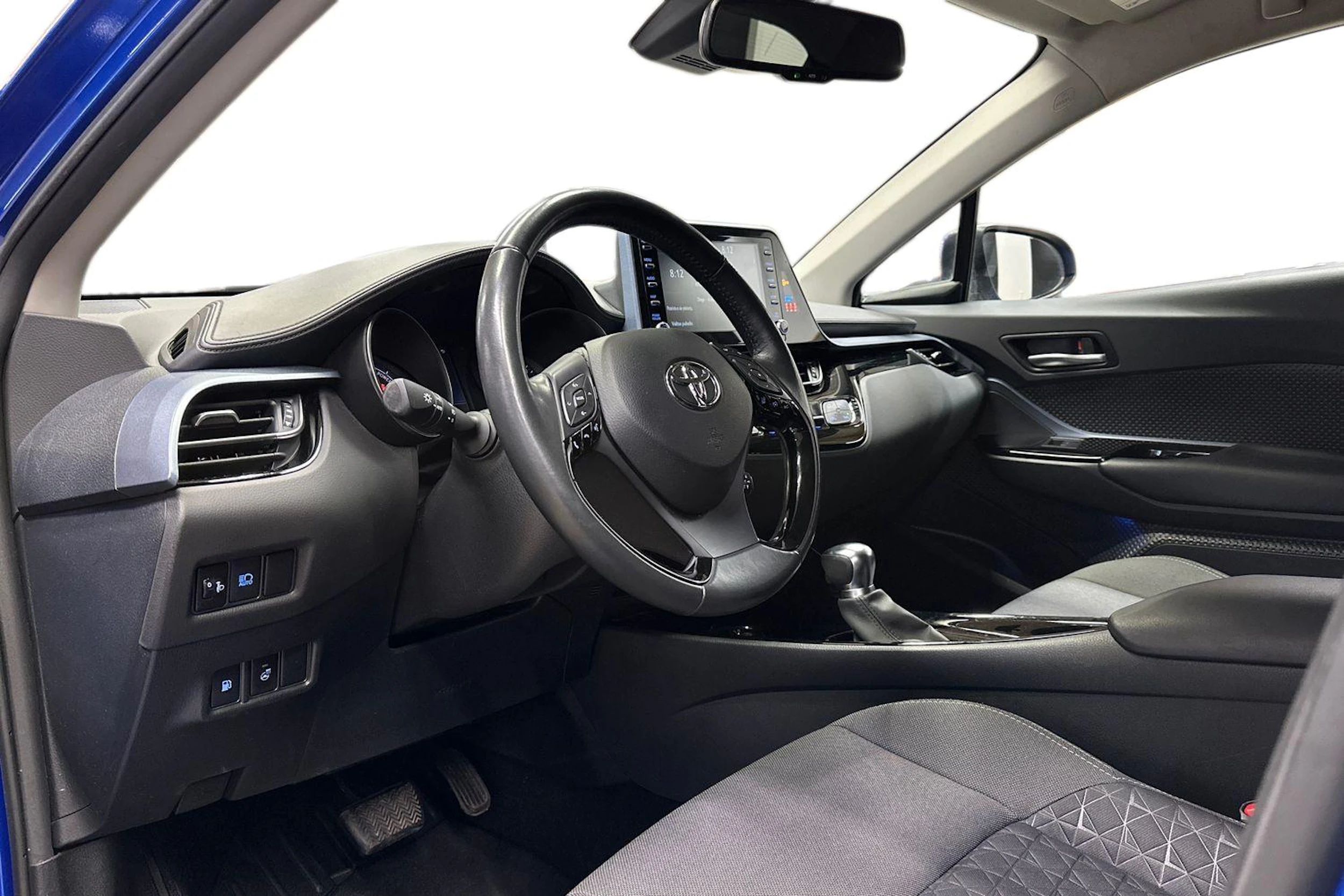 sininen Toyota C-HR 2021 kuva 6.