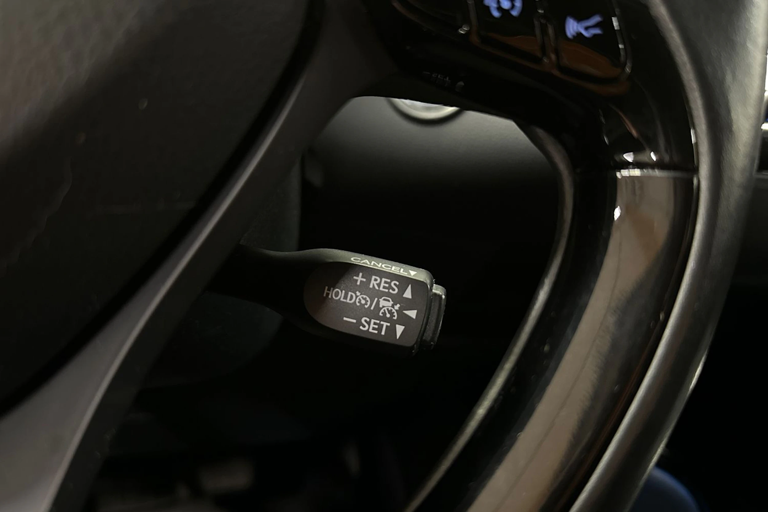 sininen Toyota C-HR 2021 kuva 20.