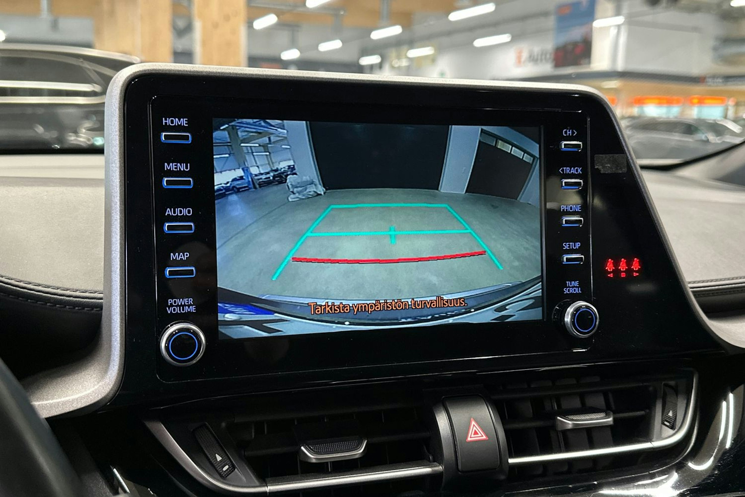 hopea Toyota C-HR 2021 kuva 18.