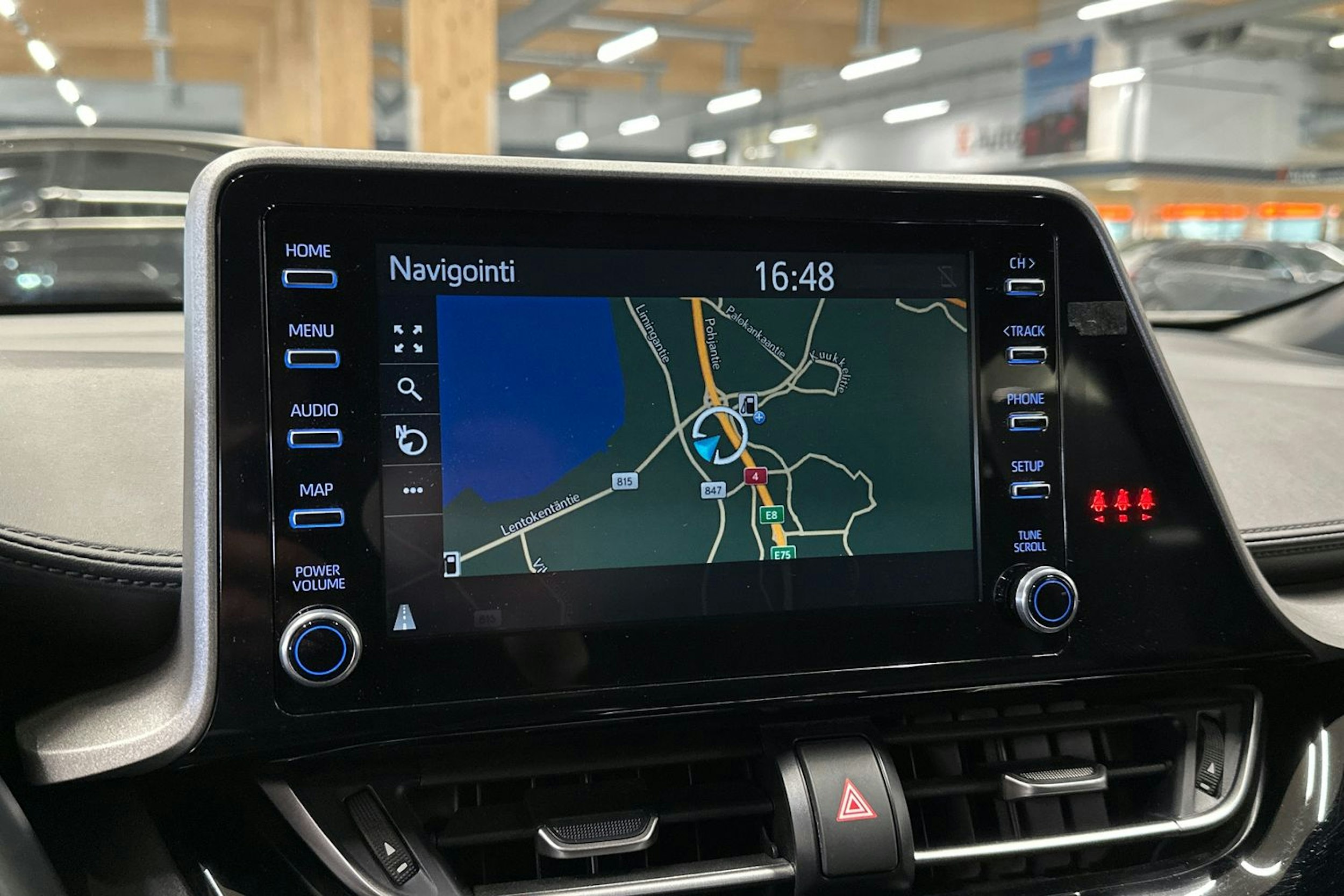 hopea Toyota C-HR 2021 kuva 19.