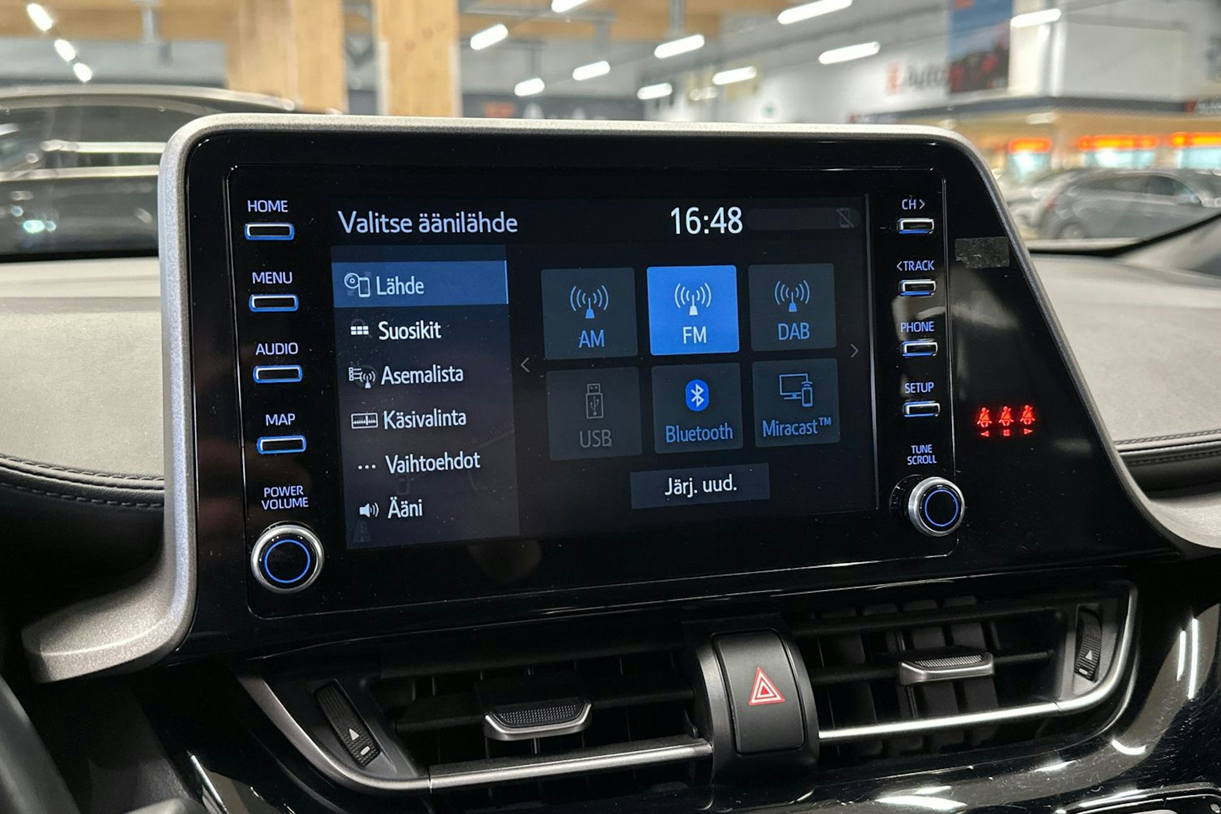 hopea Toyota C-HR 2021 kuva 20.