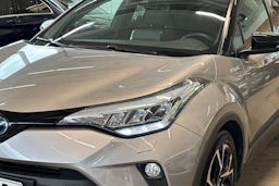 hopea Toyota C-HR 2021 kuva 13.