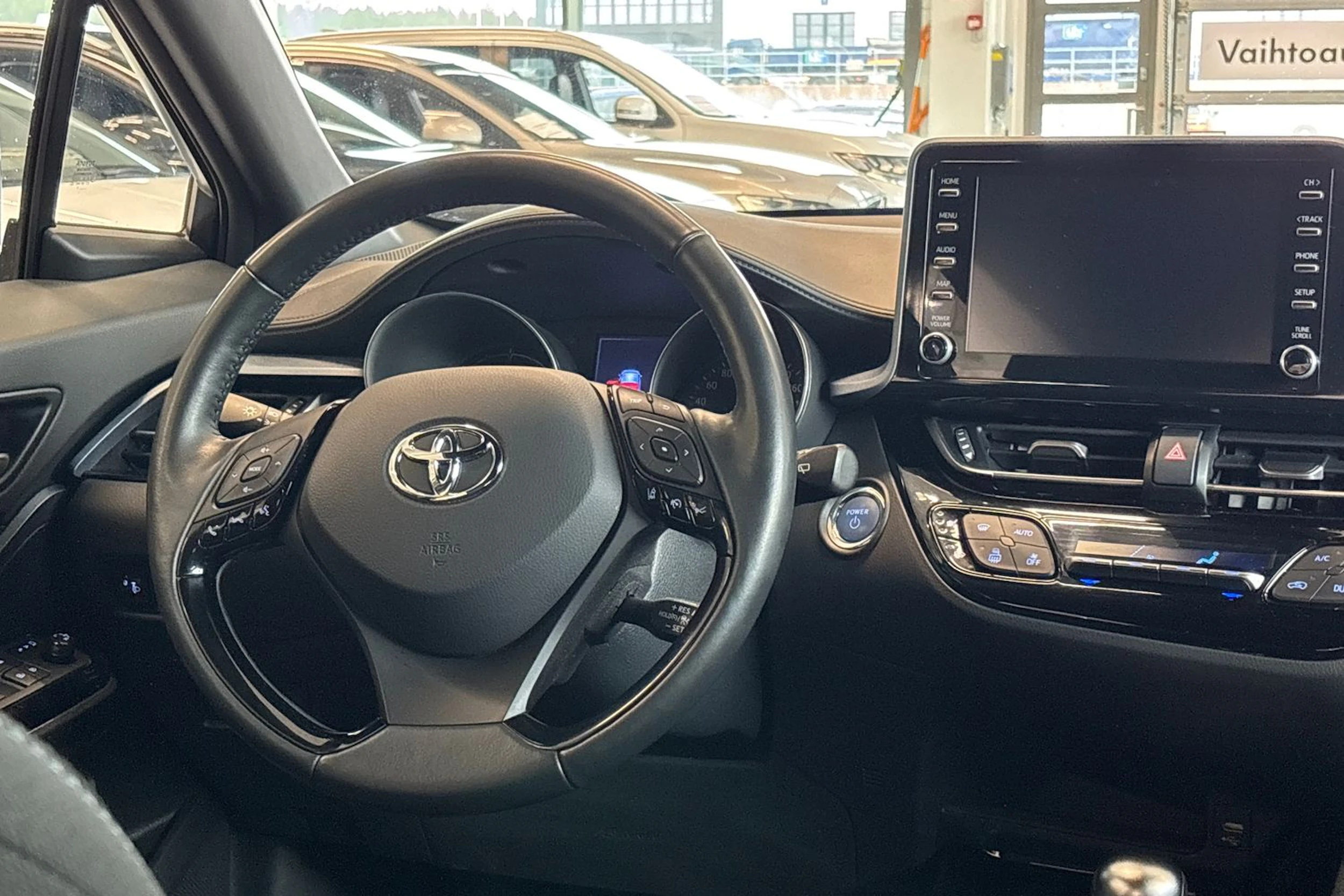 hopea Toyota C-HR 2021 kuva 22.