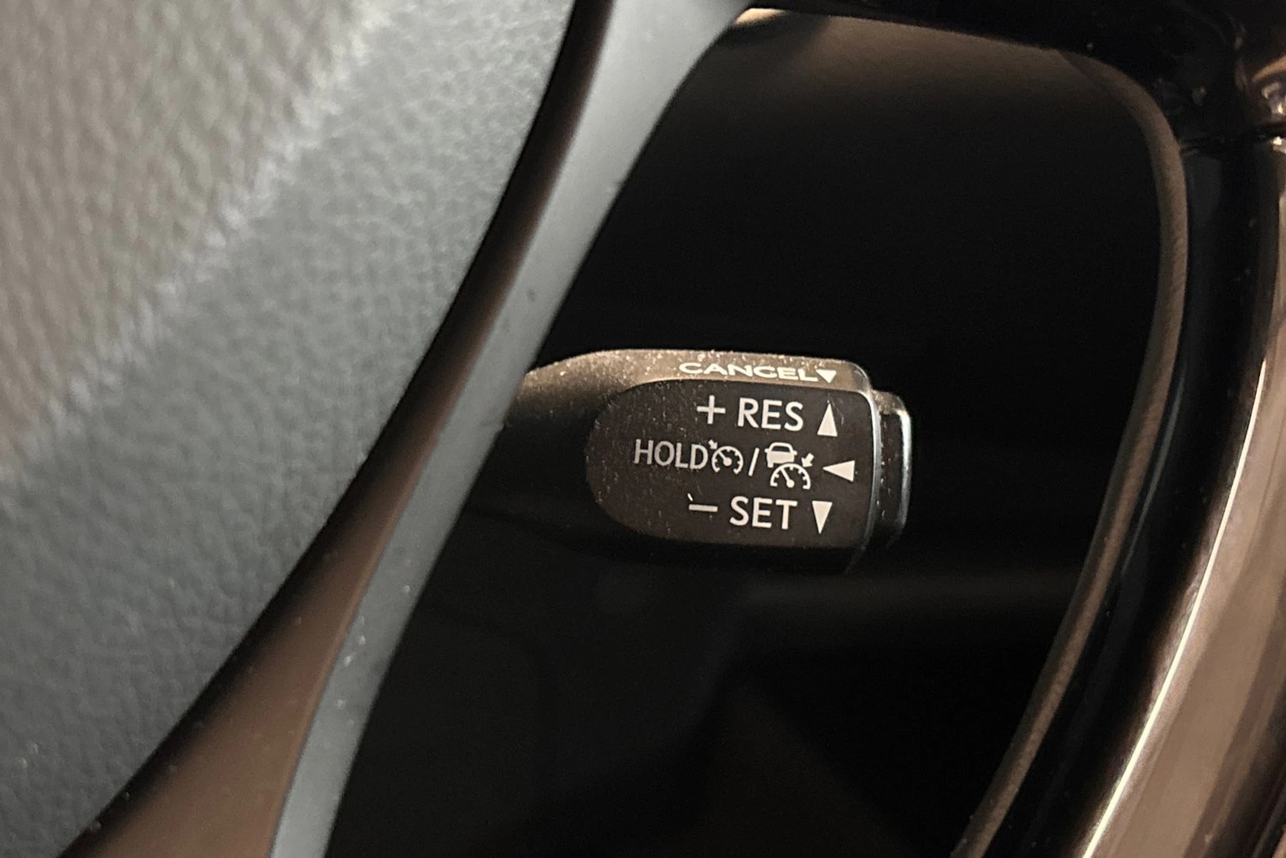 hopea Toyota C-HR 2021 kuva 27.