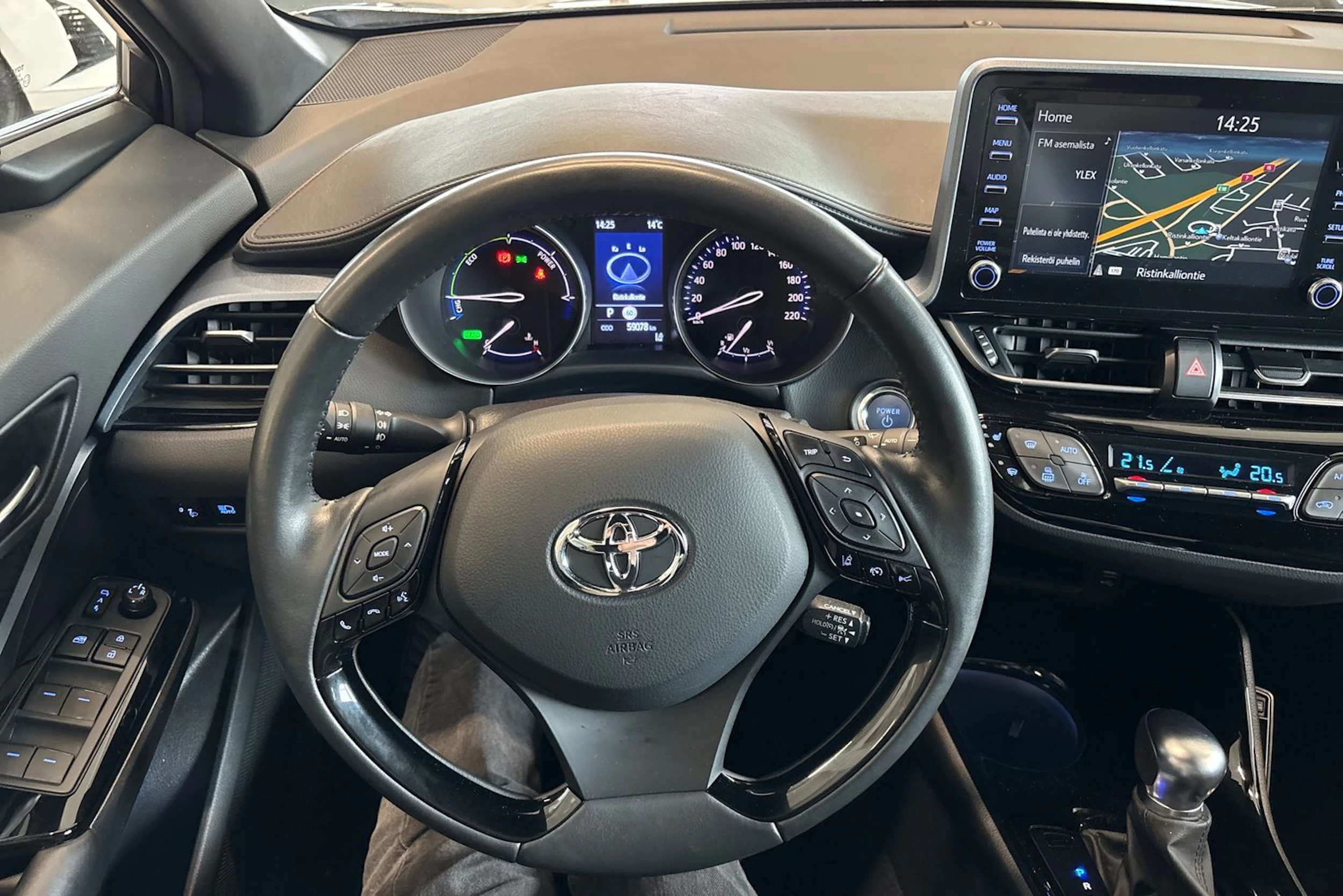 hopea Toyota C-HR 2021 kuva 39.