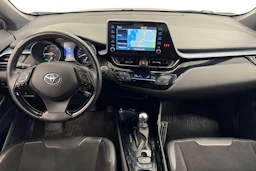 Hopea Toyota C-HR 2021 kuva 7.