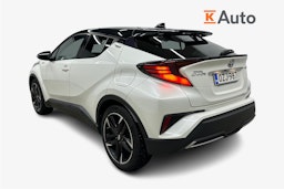 valkoinen Toyota C-HR 2021 kuva 2.