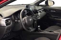 punainen Toyota C-HR 2021 kuva 7.