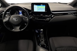 punainen Toyota C-HR 2021 kuva 9.