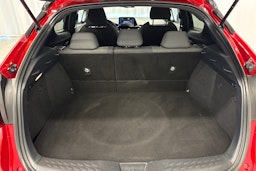 punainen Toyota C-HR 2021 kuva 26.