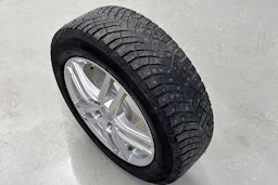 punainen Toyota C-HR 2021 kuva 28.